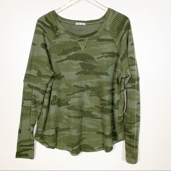 Sweet Romeo Tops - Sweet Romeo NWT Camo Thermal Long Sleeve Waffle 1X